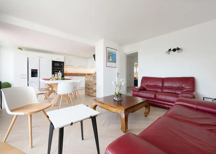 Appartement Superbe T3 De 70m2 Face à La