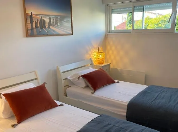 Superbe T3 De 70m2 Face à La *